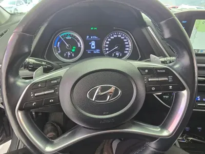 Hyundai Sonata 2020, 58215 км, за 13749.35 USD - фото 13