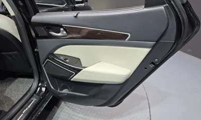 Kia K7 2017, 172844 км, за 8467.9 USD - фото 25