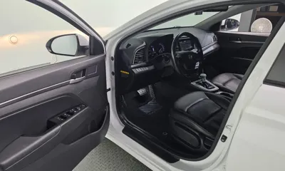 Hyundai Avante 2016, 163492 км, за 3387.62 USD - фото 10