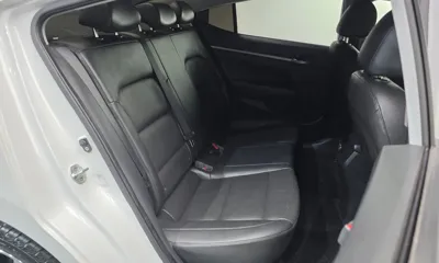 Hyundai Avante 2016, 163492 км, за 3387.62 USD - фото 11