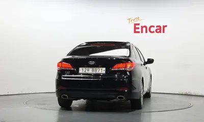 Hyundai i40 2012, 79900 км, за 4463.7 USD