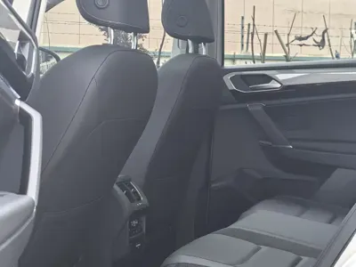 Volkswagen Tayron 2022, 43000 км, за 19743.41 USD