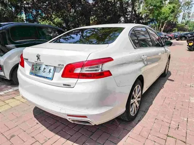 Peugeot 408