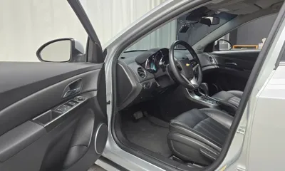 ChevroletGMDaewoo Cruze 2016, 52840 км, за 3503.44 USD - фото 10