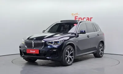 BMW X5 · 2022 год
