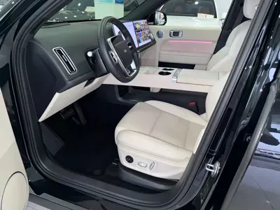 Li Auto Li L6 2025, 12000 км, за 29399.08 USD