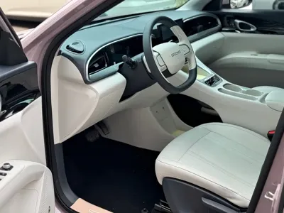 Galaxy Starburst 2025, 7000 км, за 8210.55 USD