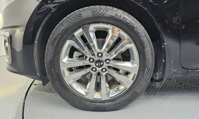 Kia Canival 2015, 214570 км, за 5146.58 USD