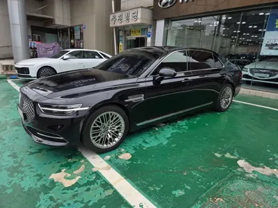 Genesis G90 2021, 47163 км, за 30553.2 USD