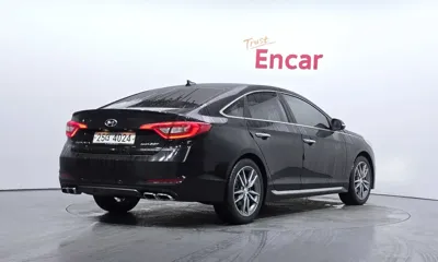 Hyundai Sonata 2016, 103140 км, за 6695.55 USD