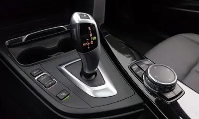BMW 3-Series 2016, 73303 км, за 10906.94 USD - фото 9