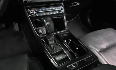Hyundai Grandeur 2018, 144145 км, за 7811.08 USD - фото 9