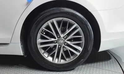 Hyundai Grandeur 2018, 144145 км, за 7811.08 USD - фото 21