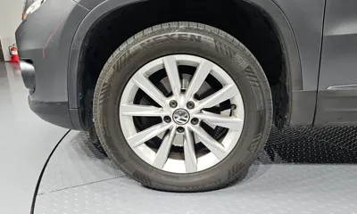 Volkswagen Tiguan 2016, 87848 км, за 5590.64 USD
