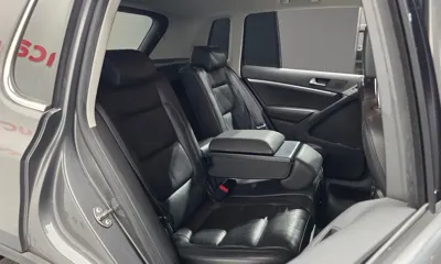 Volkswagen Tiguan 2016, 87848 км, за 5590.64 USD - фото 12