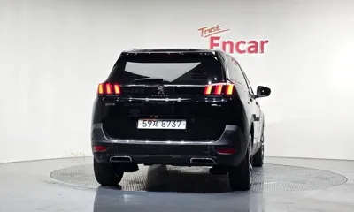 Peugeot 5008 2019, 88466 км, за 10749.19 USD
