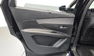 Peugeot 5008 2019, 88466 км, за 10749.19 USD - фото 25