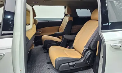 Kia Canival 2023, 134199 км, за 15276.6 USD - фото 11