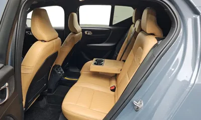 Volvo XC40 2022, 75519 км, за 18558.3 USD - фото 11