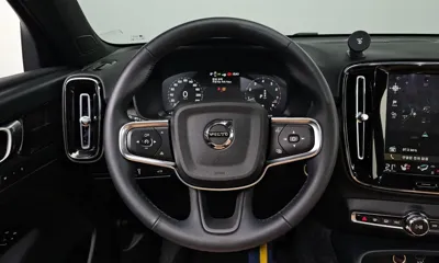 Volvo XC40 2022, 75519 км, за 18558.3 USD - фото 14