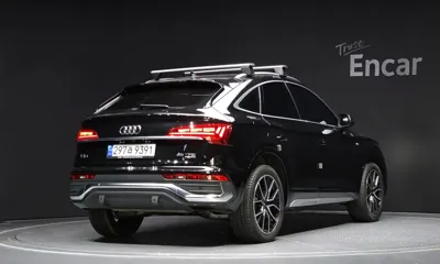 Audi Q5 2023, 45199 км, за 27588.01 USD