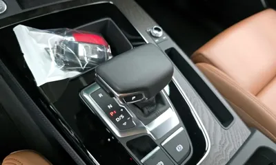 Audi Q5 2023, 45199 км, за 27588.01 USD - фото 9