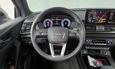 Audi Q5 2023, 45199 км, за 27588.01 USD - фото 13