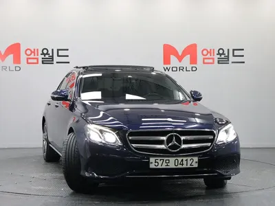 Mercedes-Benz E-Class 2017, 125471 км, за 14212.07 USD