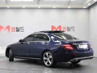 Mercedes-Benz E-Class 2017, 125471 км, за 14212.07 USD