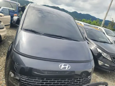 Hyundai Staria 2022, 25827 км, за 17406.72 USD