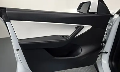 Tesla Model Y 2021, 50402 км, за 22909.28 USD - фото 25