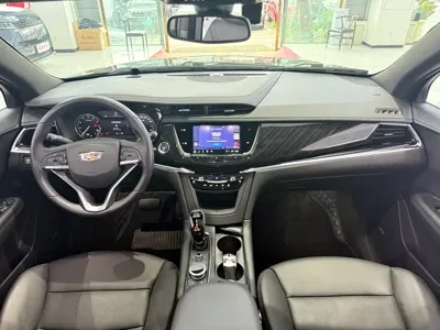 Cadillac XT6 2021, 66000 км, за 24719.94 USD - фото 7