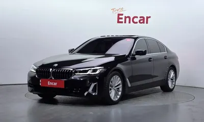 BMW 5-Series · 2022 год