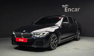 BMW 5-Series · 2023 год