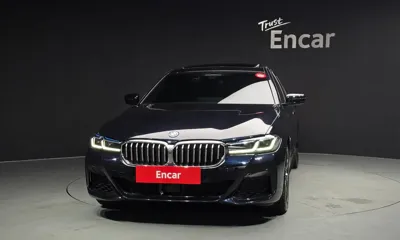 BMW 5-Series 2023, 42643 км, за 31528.3 USD