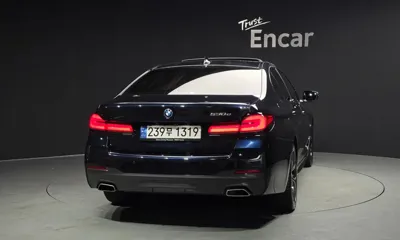 BMW 5-Series 2023, 42643 км, за 31528.3 USD