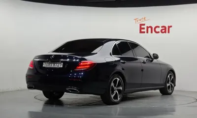 Mercedes-Benz E-Class 2020, 32888 км, за 18379.94 USD