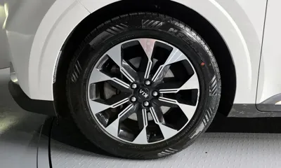 Kia Canival 2021, 113624 км, за 15895.95 USD