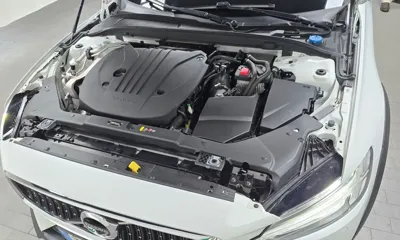 Volvo V60 2021, 39940 км, за 24796.11 USD - фото 6