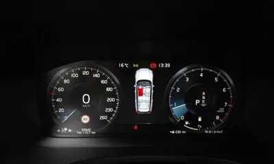 Volvo V60 2021, 39940 км, за 24796.11 USD - фото 8