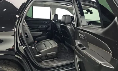 ChevroletGMDaewoo Traverse 2021, 30253 км, за 18046.02 USD - фото 11