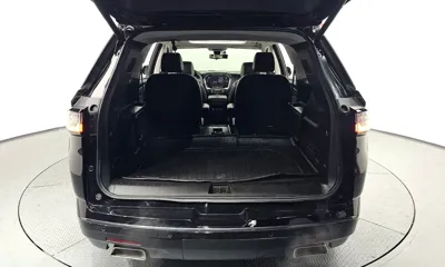 ChevroletGMDaewoo Traverse 2021, 30253 км, за 18046.02 USD - фото 20