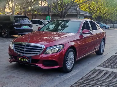 Mercedes-Benz C-Class · 2015 год