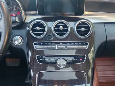 Mercedes-Benz C-Class 2015, 130000 км, за 9681.98 USD - фото 14