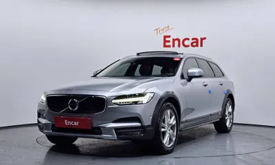 Volvo V90 · 2017 год