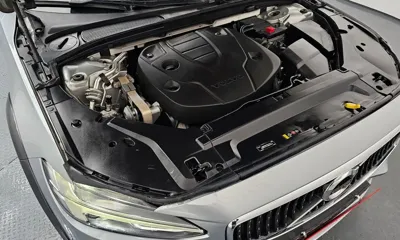 Volvo V90 2017, 87446 км, за 18301.95 USD - фото 6