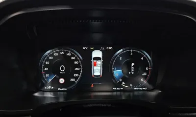 Volvo V90 2017, 87446 км, за 18301.95 USD - фото 8