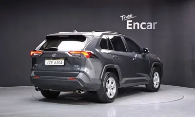 Toyota RAV4 2019, 119850 км, за 16604.8 USD