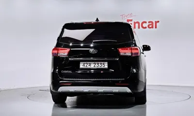 Kia Canival 2017, 166844 км, за 7647.37 USD