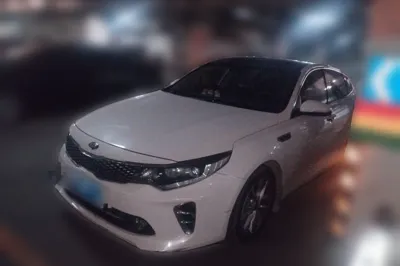 Kia K5 · 2016 год